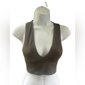 Grey cropped tank top